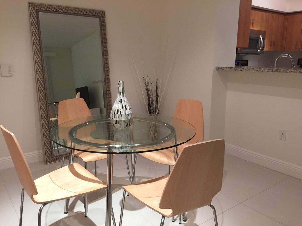 Lyx Suites At Merrick Park In Coral Gables Zimmer foto