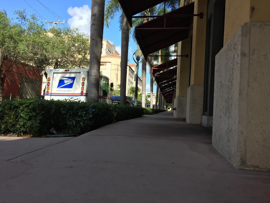 Lyx Suites At Merrick Park In Coral Gables Exterior foto