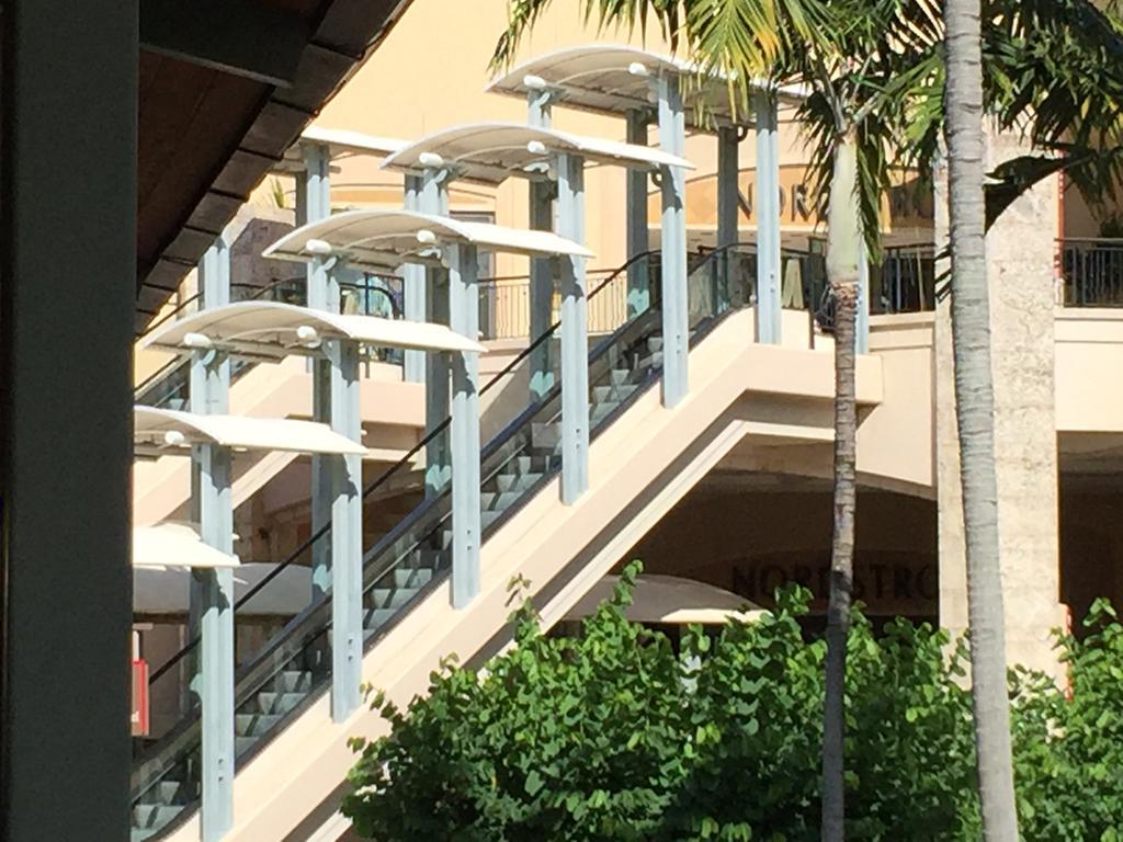 Lyx Suites At Merrick Park In Coral Gables Exterior foto